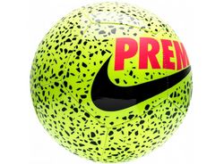 М`яч футбольний